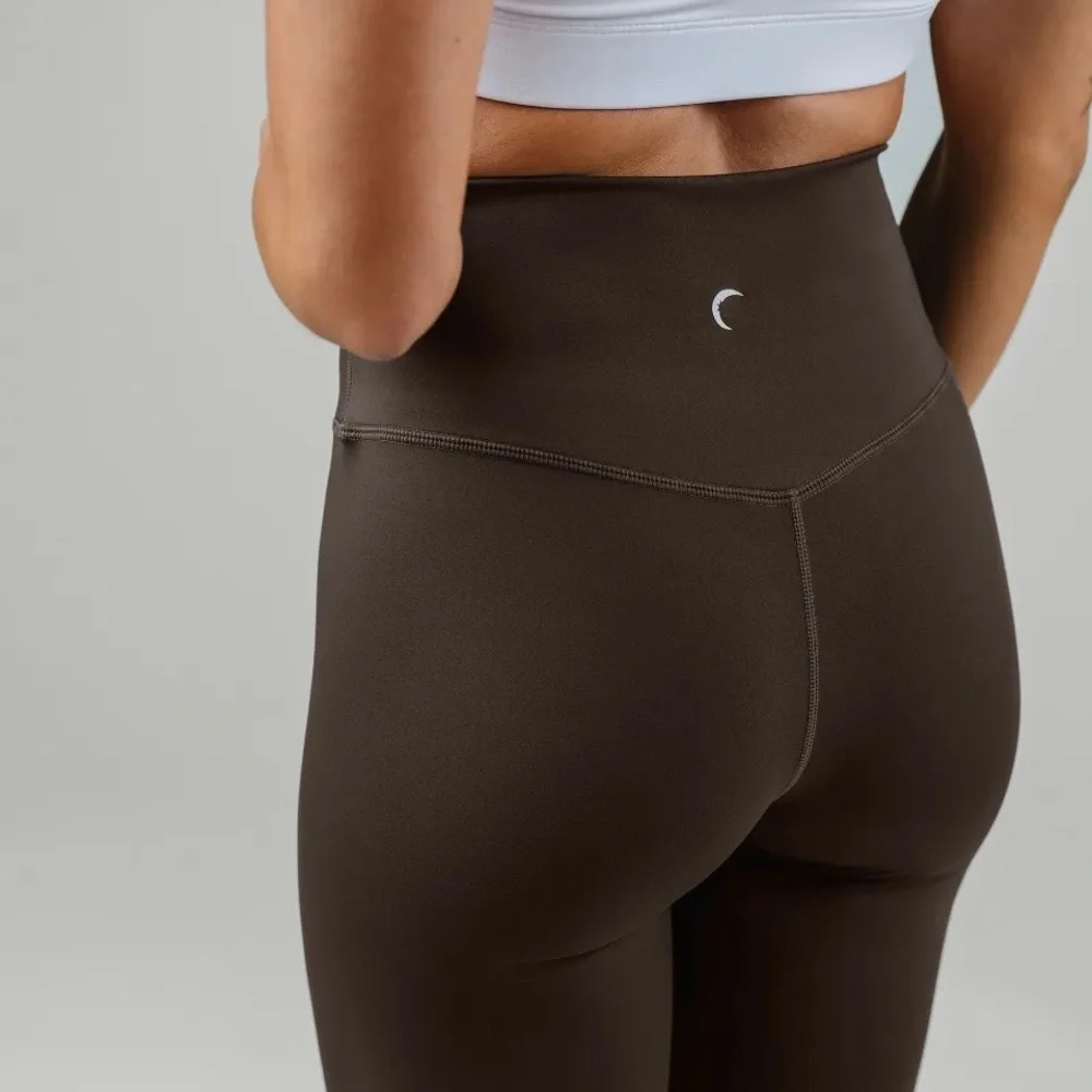 NWT Zyia Earth Streamline High-Waisted Brown Leggings - Picture 5 of 6